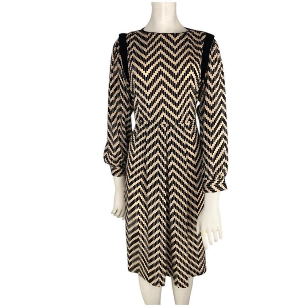 Vintage David Warren NY Zig Zag Dress Black Cream Long Sleeve Knee Length MEDIUM